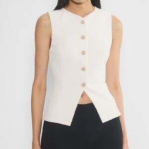 Aritzia regal vest light birch size 2
